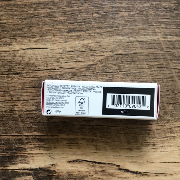 Smashbox be legendary prime & plush lipstick- shade Baddest - Picture 3 of 4